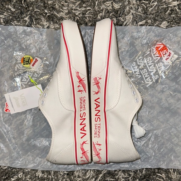 New VANS Comfycush Authentic PENN Tennis shoes in Blanc De Blanc / Red - Picture 12 of 16